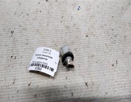 Патрон указателя габарита для Peugeot 206 I (1998—2012)  запчасти бу