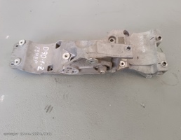 Кронштейн генератора для Land Rover Defender I рестайлинг (2007—2016)  запчасти бу