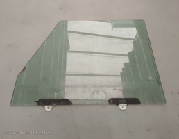 Стекло двери передней правой для Land Rover Defender I (1983—2007)  запчасти бу