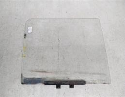 Стекло двери передней правой для VOLKSWAGEN Transporter T3 (1979—1992)  запчасти бу