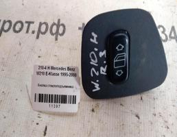 Кнопка ЭСП для Mercedes-Benz E-класс W210/S210 (1995—1999)  запчасти бу