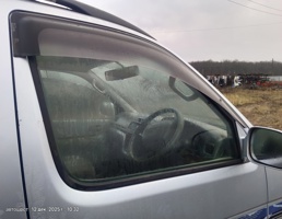 Стекло двери передней правой для Toyota Hiace Regius I (1997—1999)  запчасти бу