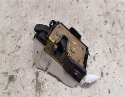 Замок двери задней правой для VOLKSWAGEN Polo III (1994—2002)  запчасти бу